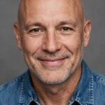 Headshot of Tom Becker