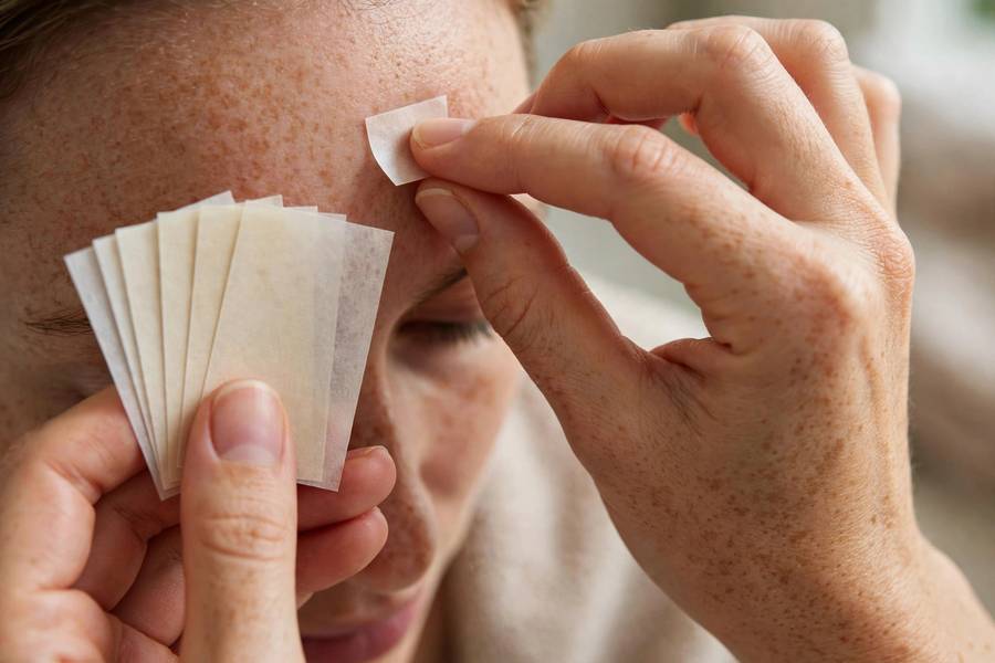 Blotting papers touch-up
