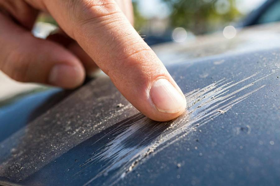 Fingernail test to check how deep a car scratch is and whether it can rust