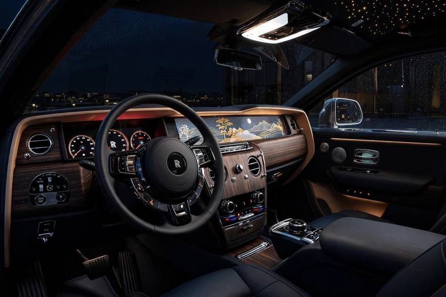 Rolls Royce gallery dashboard in luxury cars with the best interiors ranking