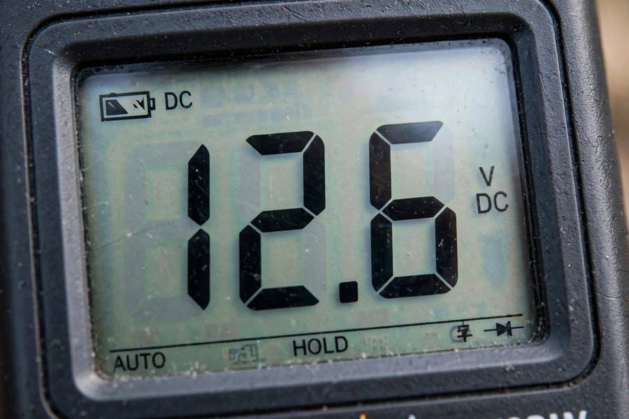 Multimeter display reading 12.6 volts when you test car battery with multimeter