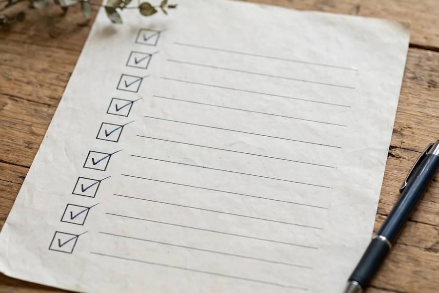 Printable wedding checklist with checkmarks